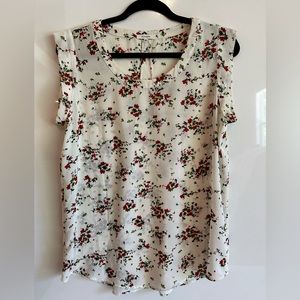 NEW Pleione Floral Scoop Neck Pleated Back Size M Rounded Hem